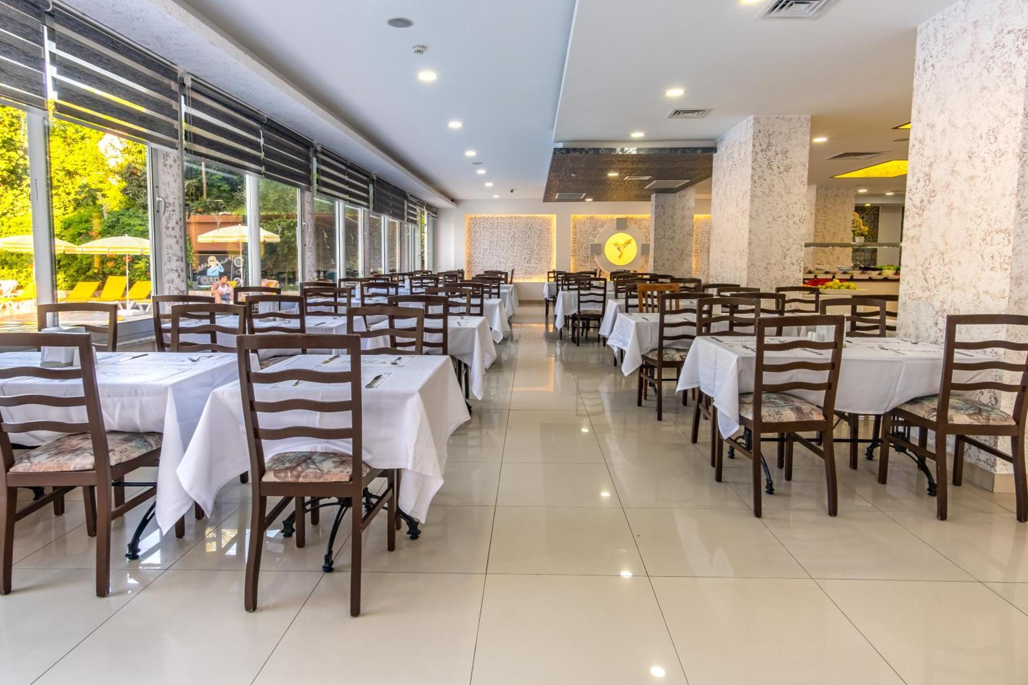 Kolibri Hotel เอาซัลลาร์ ภายนอก รูปภาพ